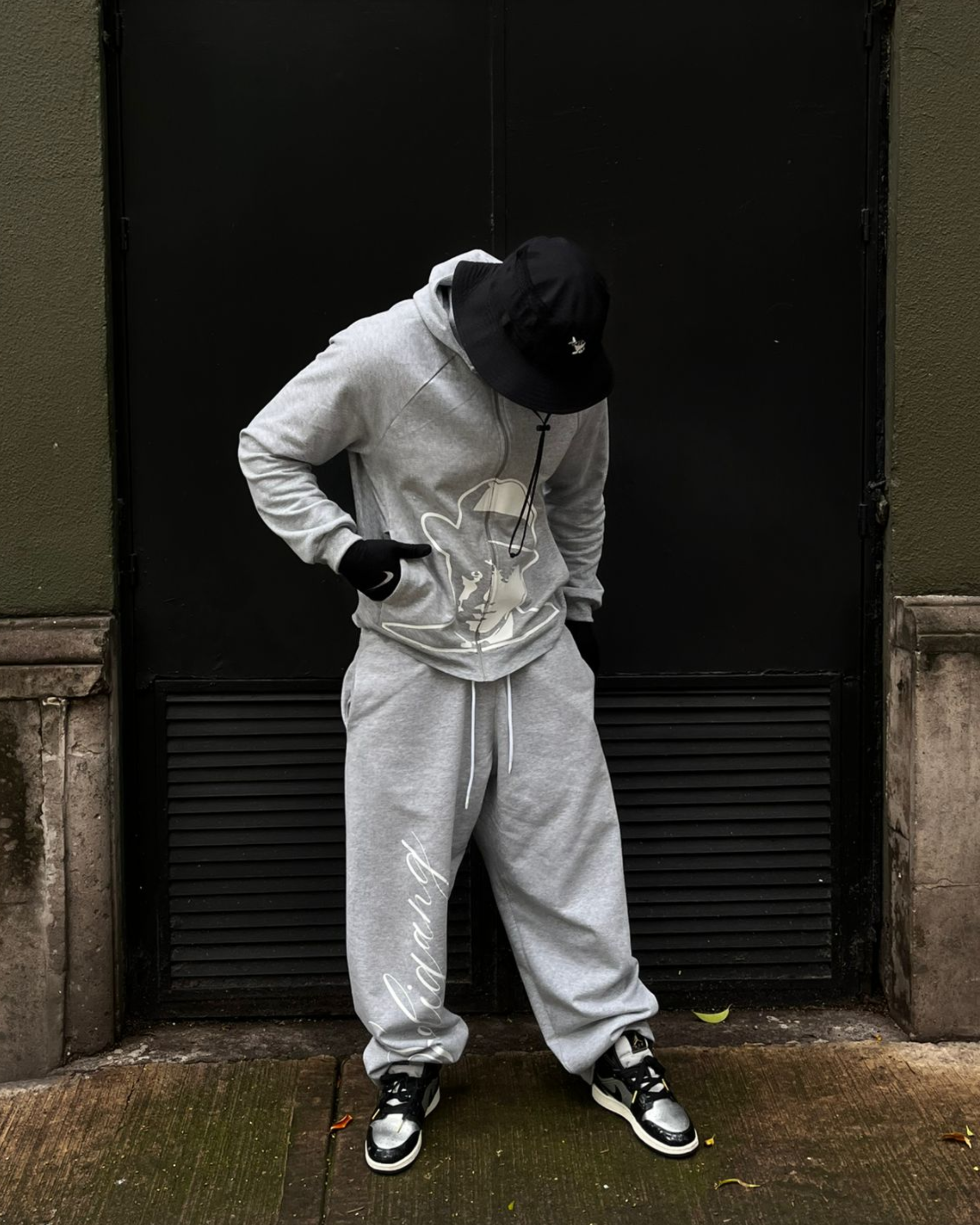 Conjunto Kaligang Alcapone